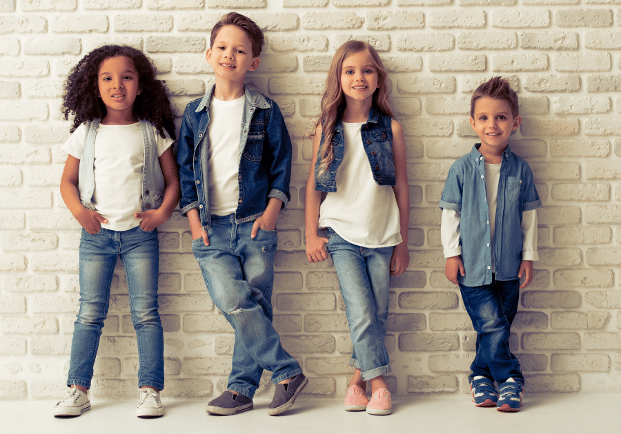 Rangement vêtements enfants